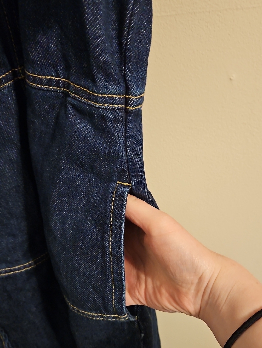 Free Assembly Short Sleeve Jean Midi Dress. In EUC - Picture 6 of 6